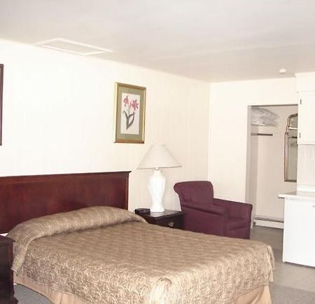Swiss Motel Riverhead Εξωτερικό φωτογραφία